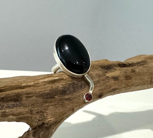 Handcrafted Onyx and Garnet Ring Size 7