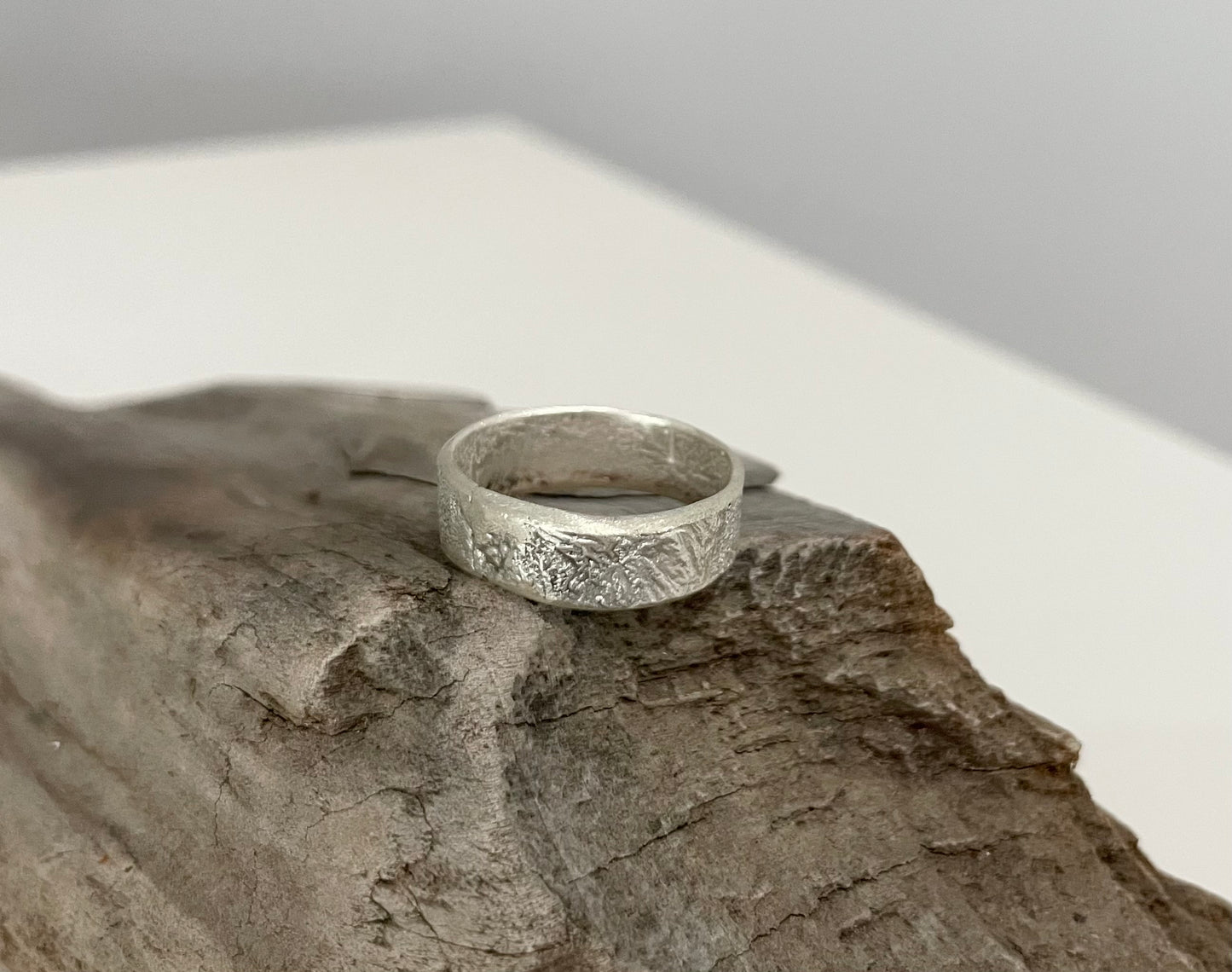 Reticulated Silver Ring Size 7