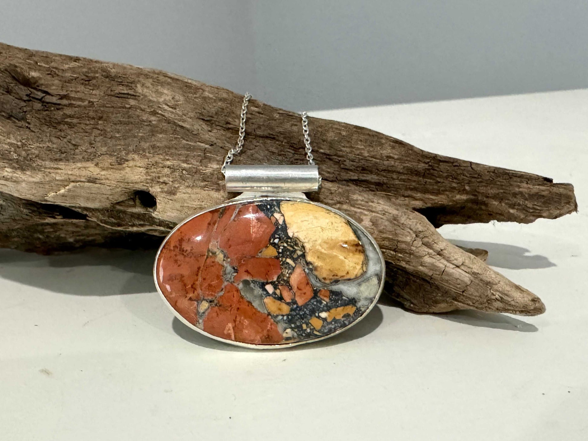 silver pendant with Maligano Jasper stone